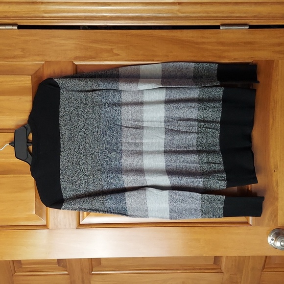 * Proof Excellence Striped Medium Soft Cardigan Sweater, Front Pockets, Like New - Picture 3 of 7